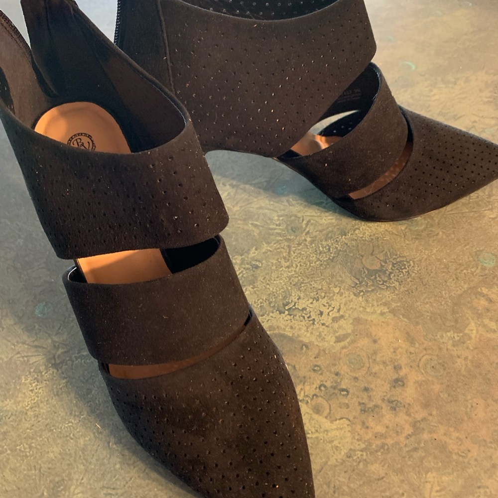 Bella Vita shoes